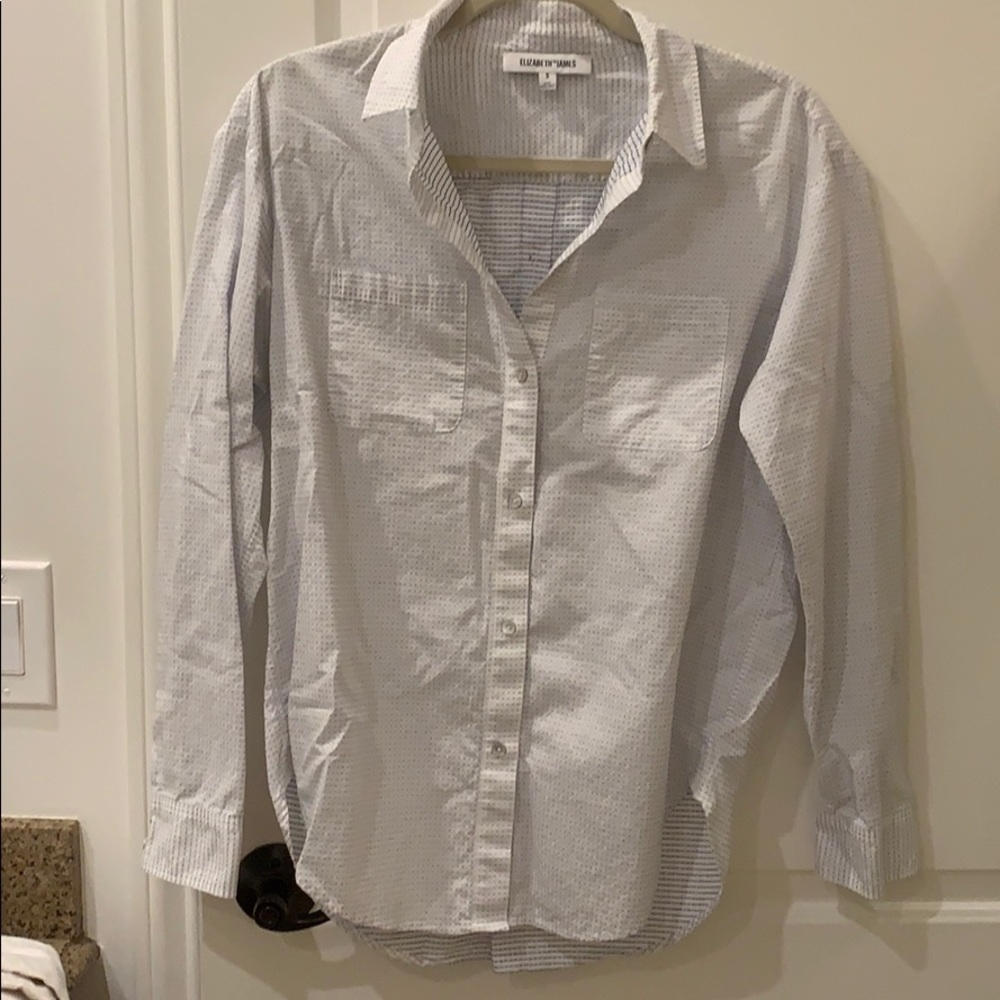 Elizabeth&James Button down!